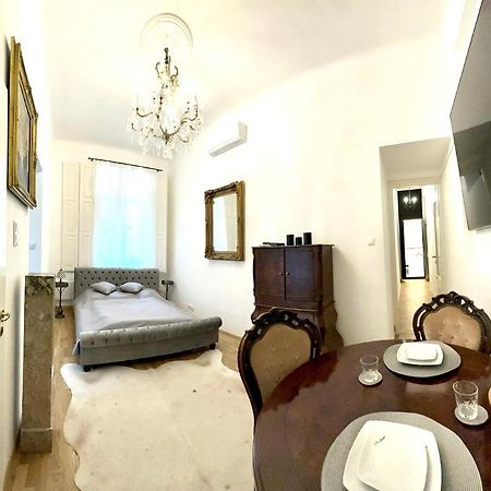 Central River Apartment Danube Boedapest Buitenkant foto