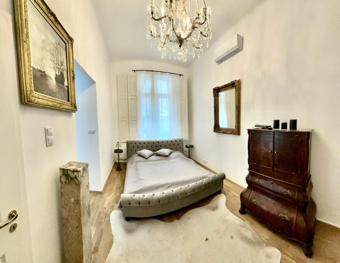 Central River Apartment Danube Boedapest Buitenkant foto